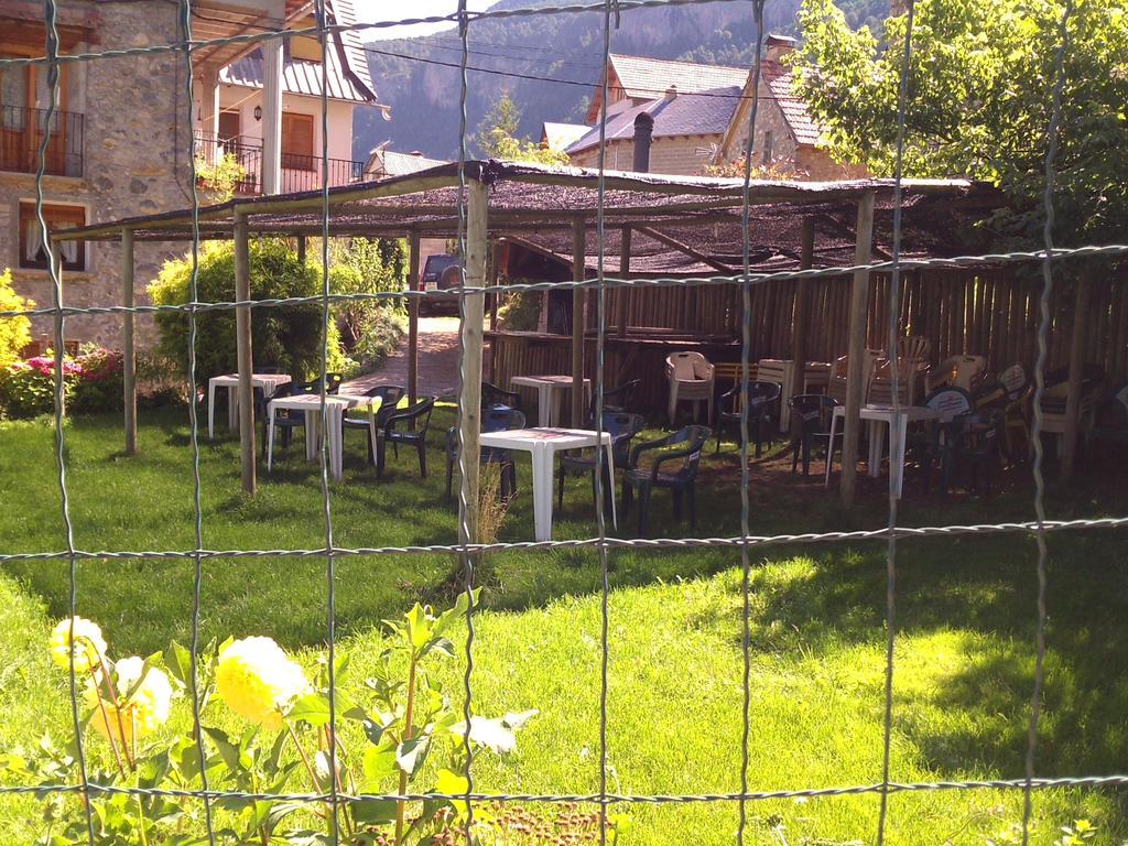 Pension Pallaruelo Saravillo Exterior photo